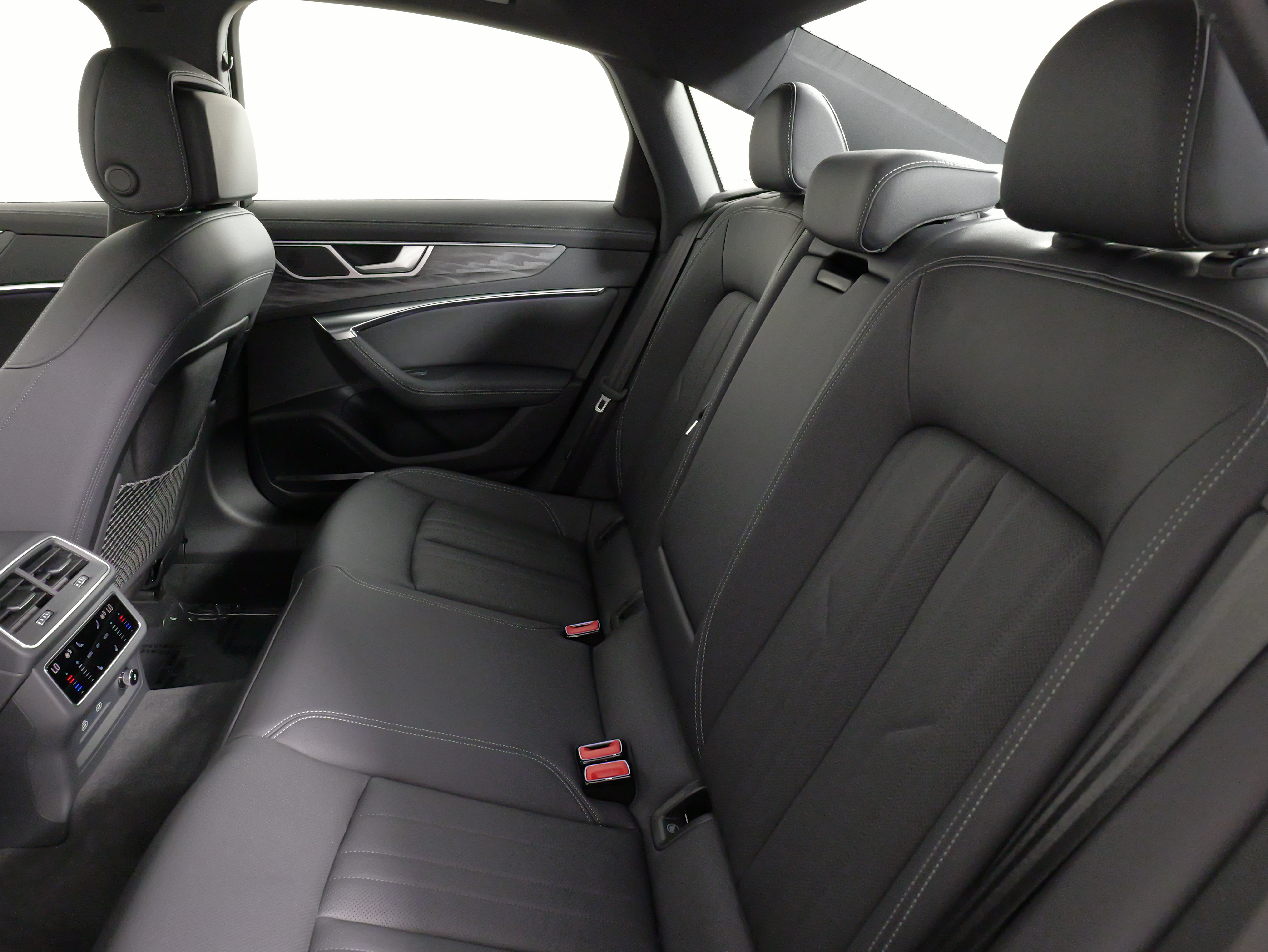 Used 2025 Audi A6 Premium Plus w/ Premium Plus Package AWD/4WD image 39