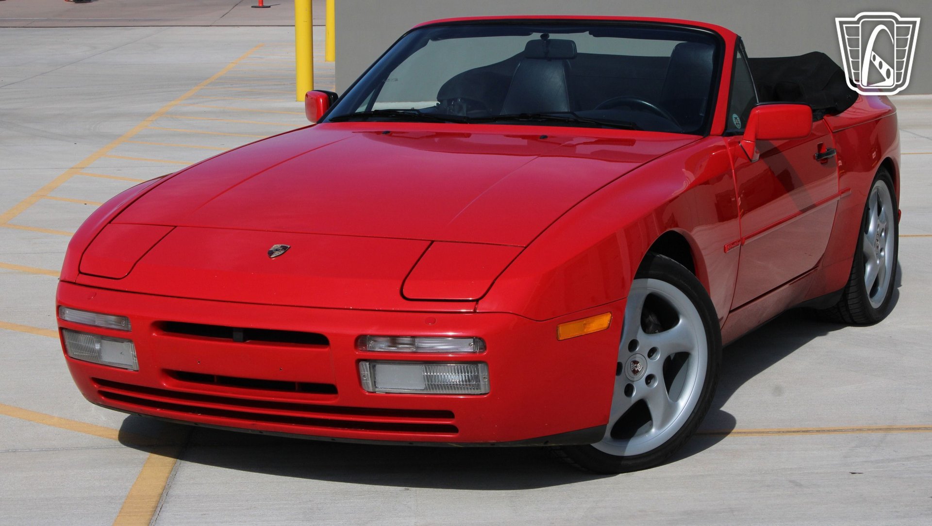 Used 1991 Porsche 944 Cabriolet RWD image 3