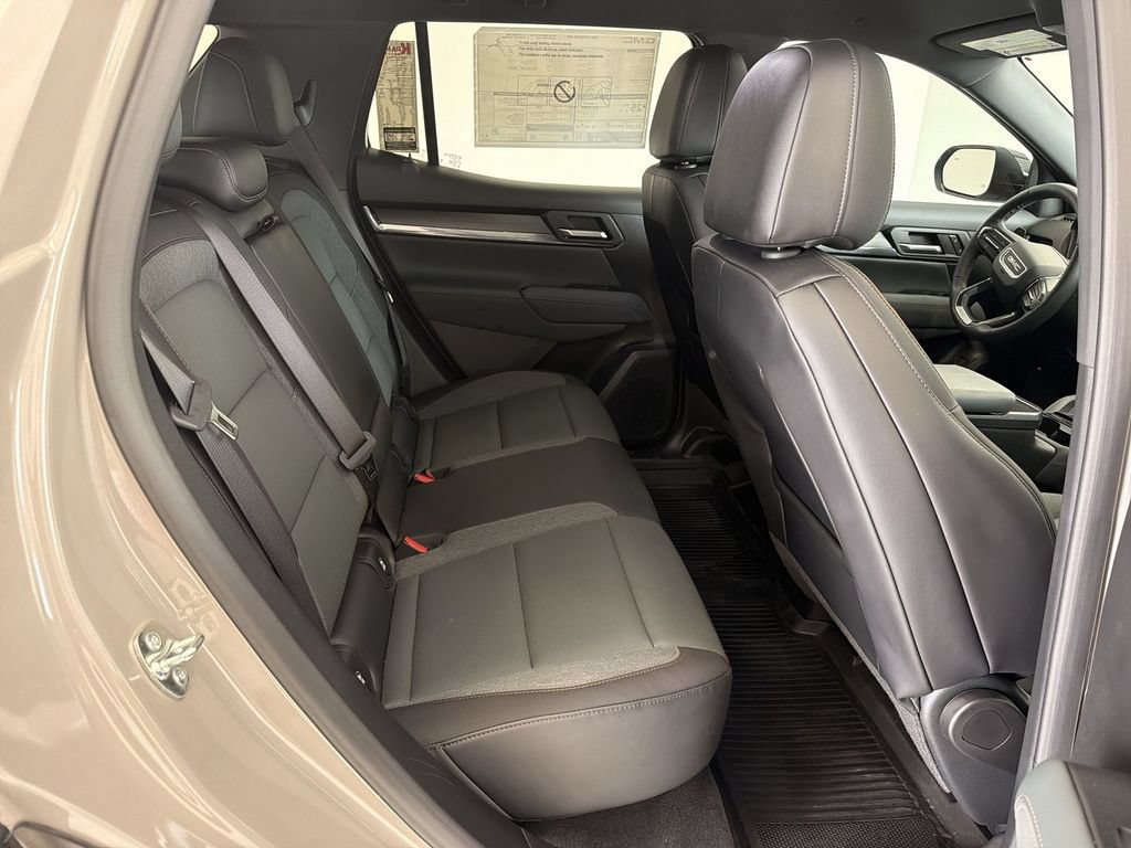 New 2026 GMC Terrain AT4 AWD/4WD image 28