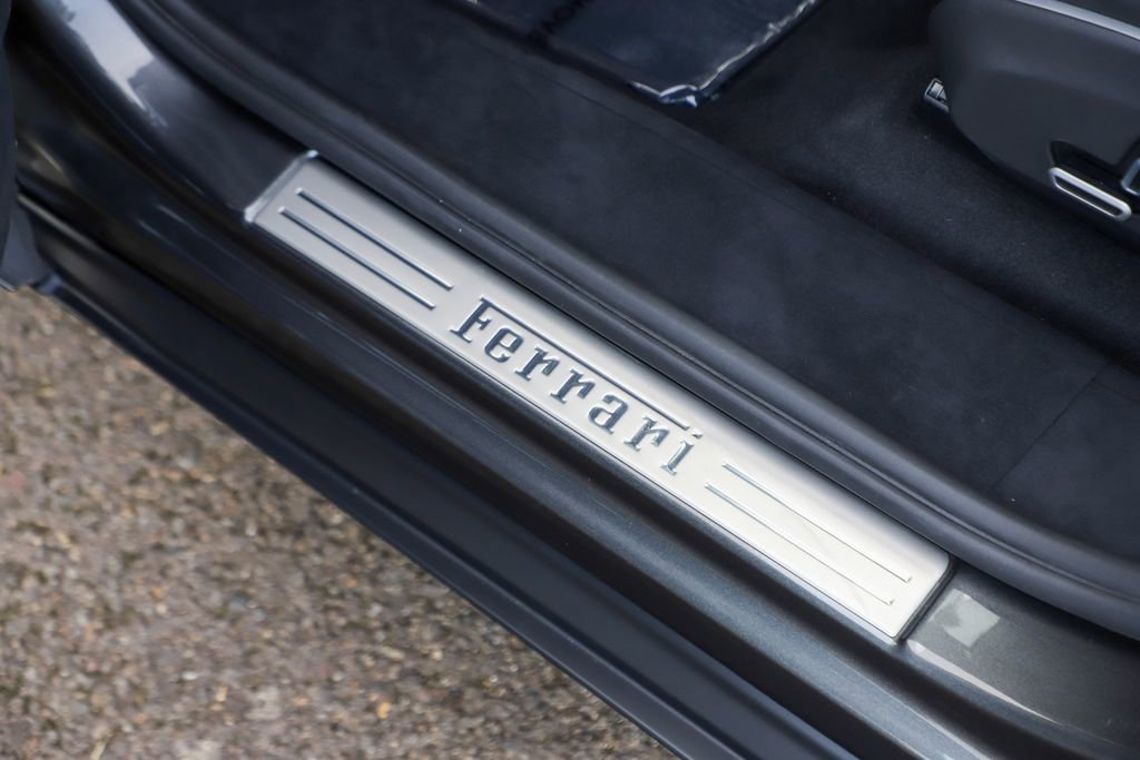 Certified 2025 Ferrari Purosangue image 31