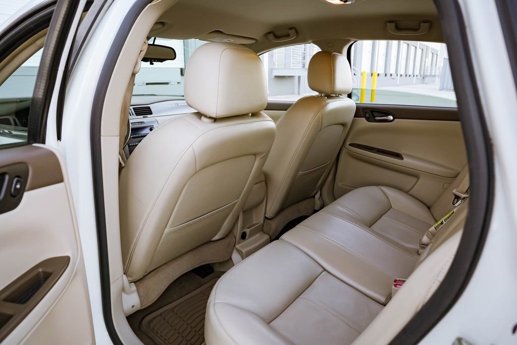 Used 2007 Chevrolet Impala LT image 25