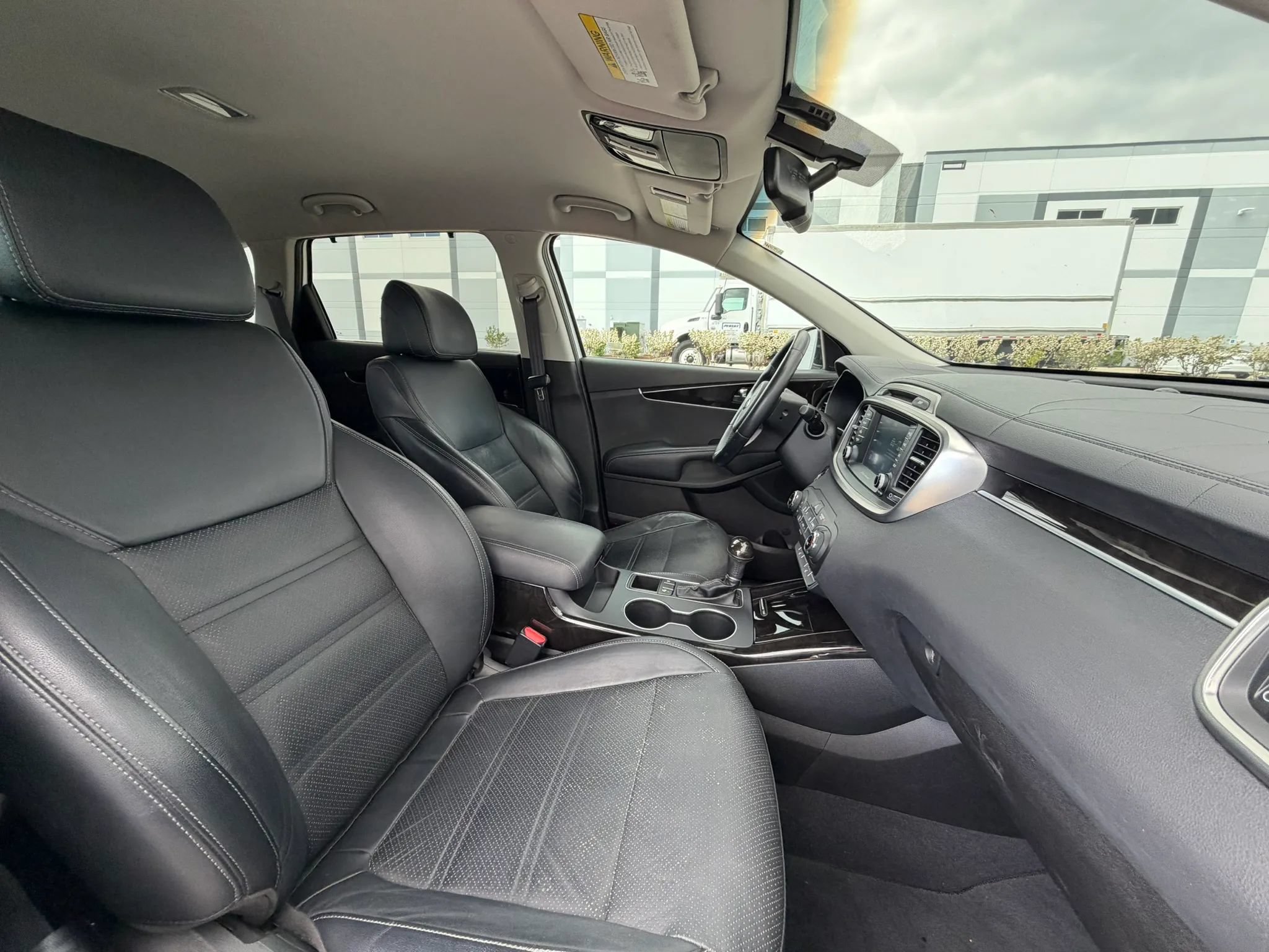 Used 2017 Kia Sorento EX FWD image 23