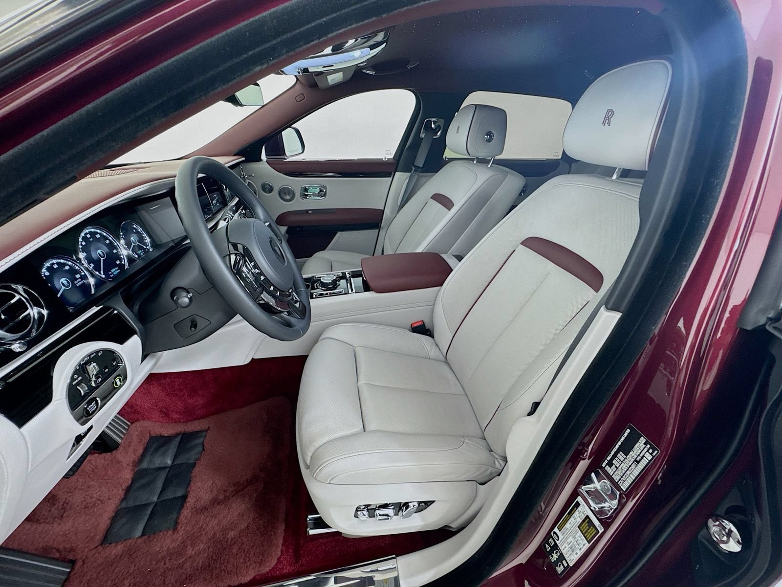 Certified 2024 Rolls-Royce Ghost Extended Wheelbase AWD/4WD image 9