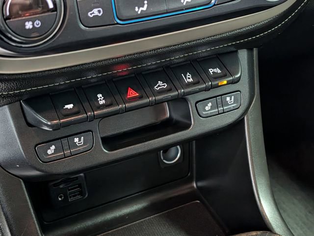 Certified 2021 GMC Canyon Denali image 23