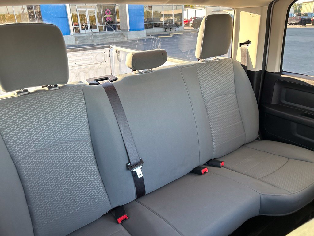 Used 2016 RAM 2500 Tradesman w/ Chrome Appearance Group AWD/4WD image 18