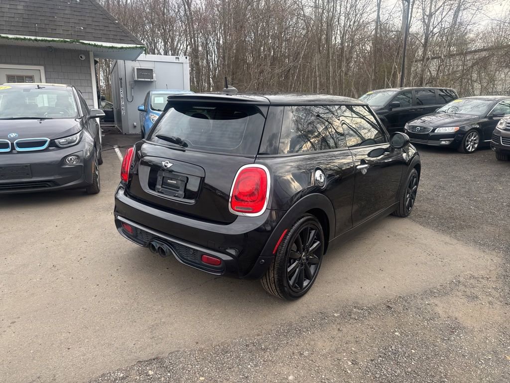 Used 2018 MINI Cooper S image 12