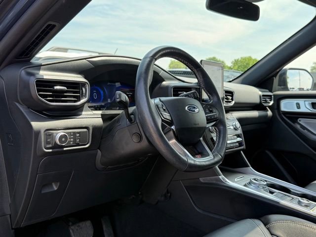 Used 2020 Ford Explorer ST w/ Premium Technology Package AWD/4WD image 13