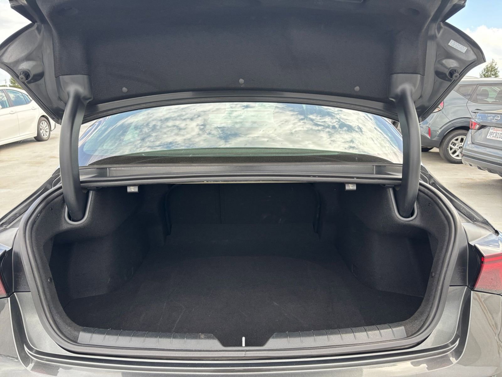 Used 2025 Kia K5 LXS image 29