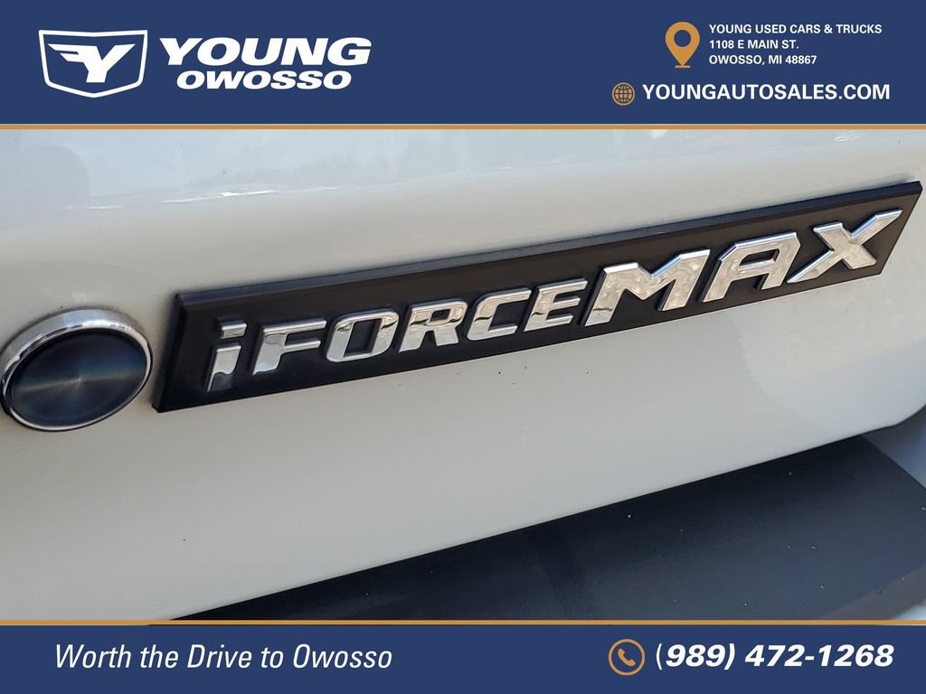 Used 2025 Toyota Sequoia Capstone AWD/4WD image 42