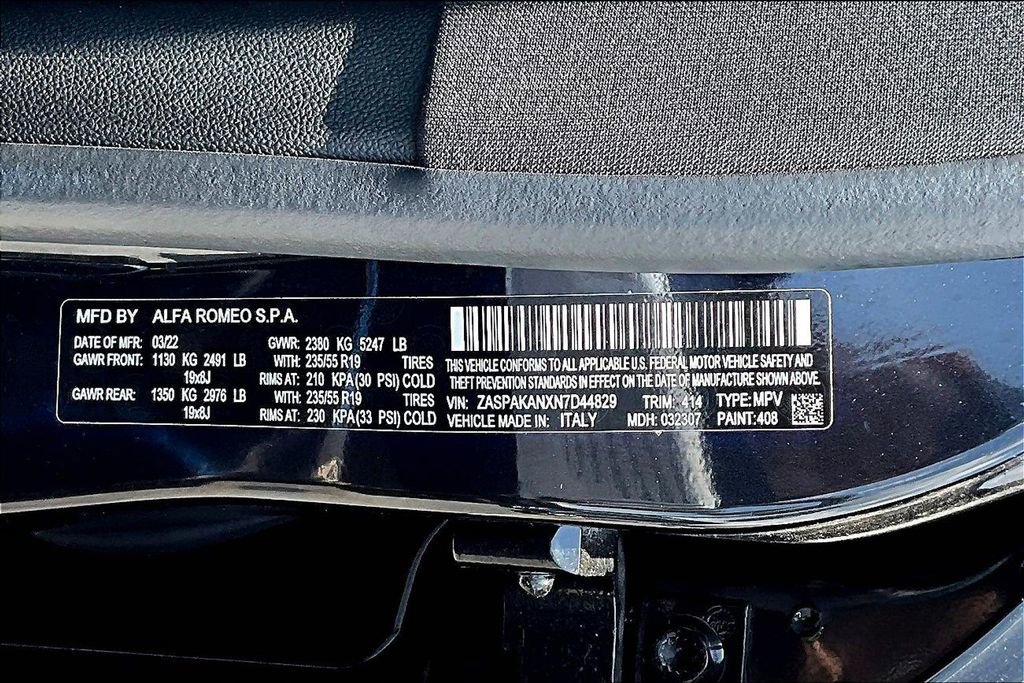 Used 2022 Alfa Romeo Stelvio Sprint AWD/4WD image 17