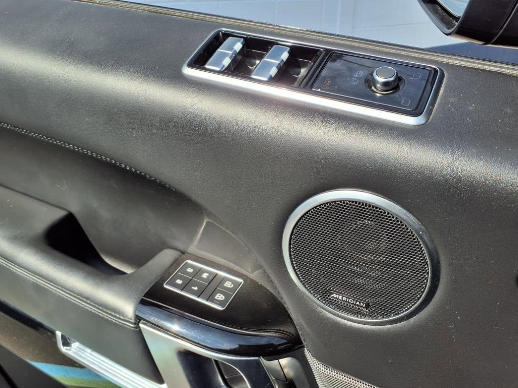 Used 2021 Land Rover Range Rover Sport HST image 13