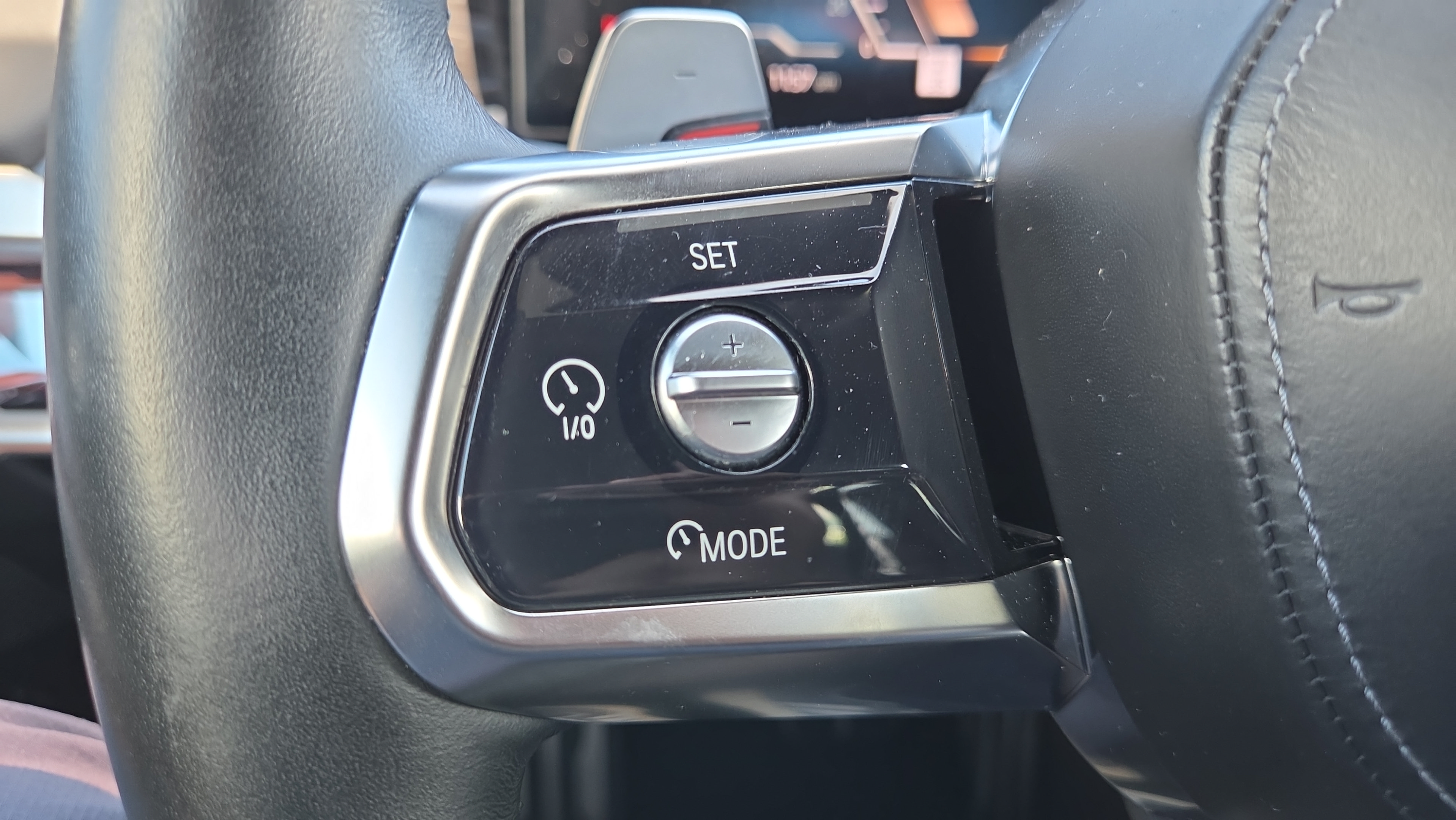 Used 2023 BMW 740i RWD image 20