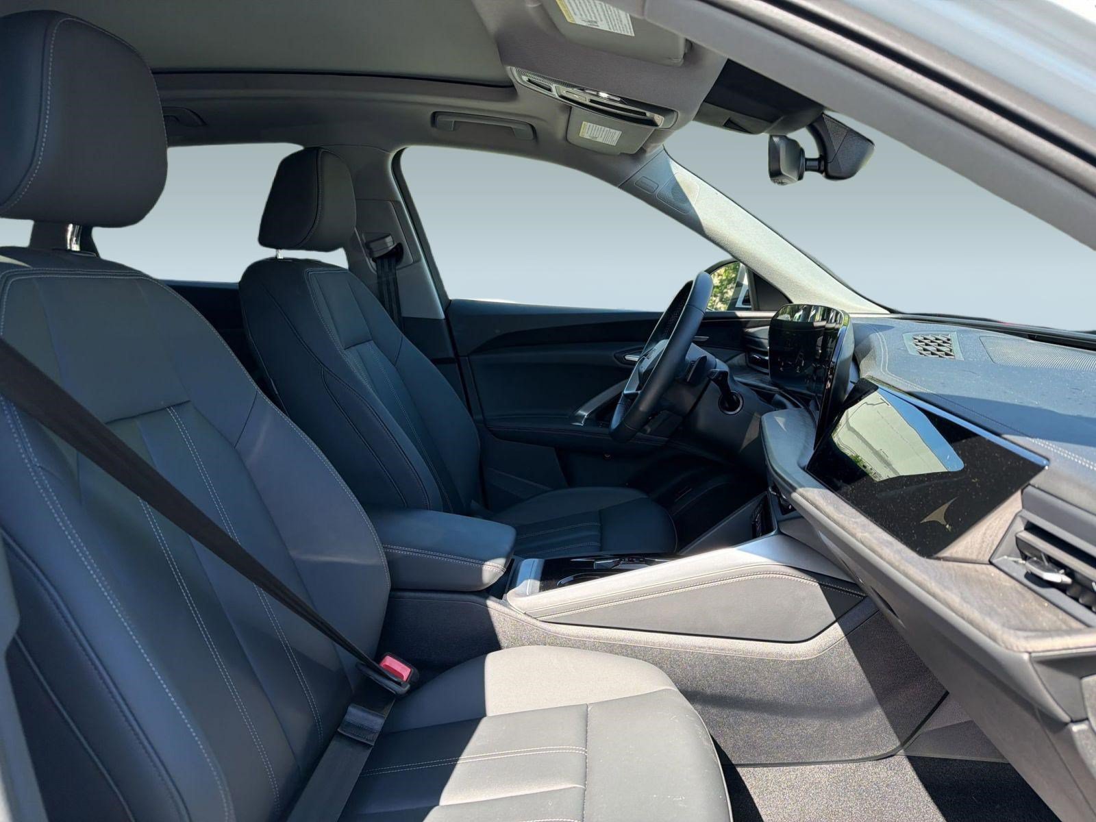 Certified 2025 Audi Q5 Premium w/ Premium Plus AWD/4WD image 30
