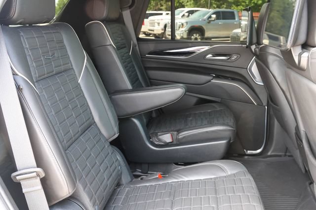 Used 2023 Cadillac Escalade V w/ LPO, ONYX Package AWD/4WD image 25