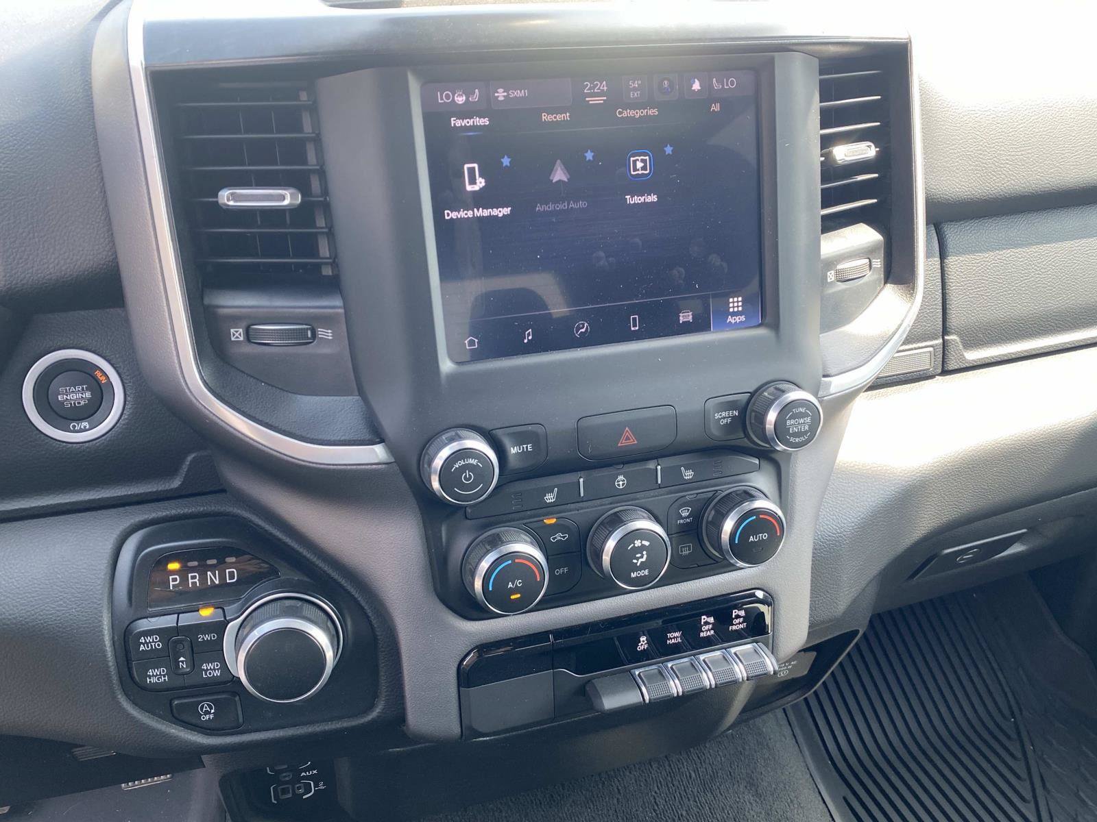 Used 2023 RAM 1500 Big Horn AWD/4WD image 30