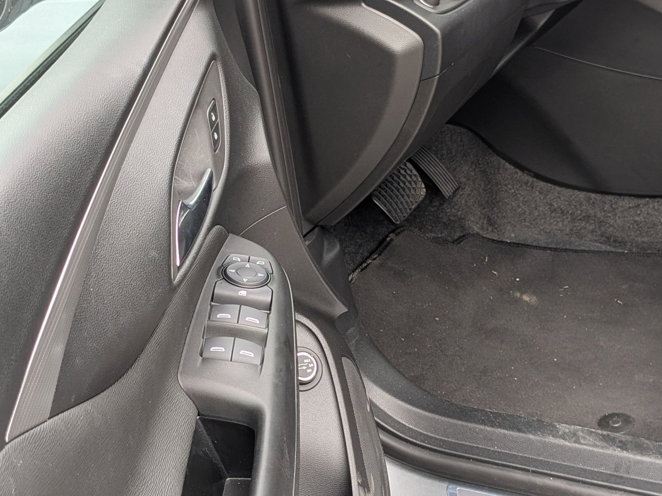 Used 2025 Buick Envista Avenir image 13