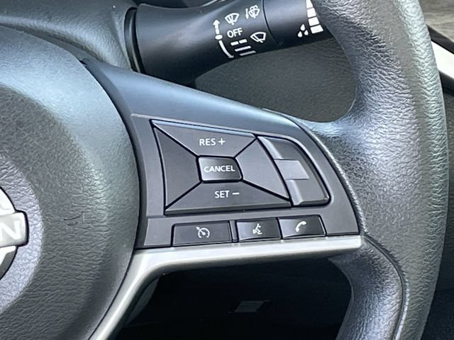 Used 2025 Nissan Altima 2.5 SV FWD image 13