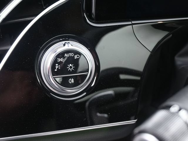 New 2026 Mercedes-Benz E 53 AMG e 4MATIC Sedan image 20