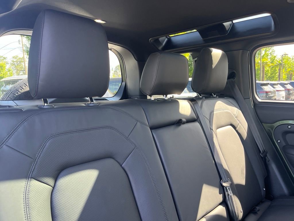 New 2026 Land Rover Defender 110 S AWD/4WD image 18