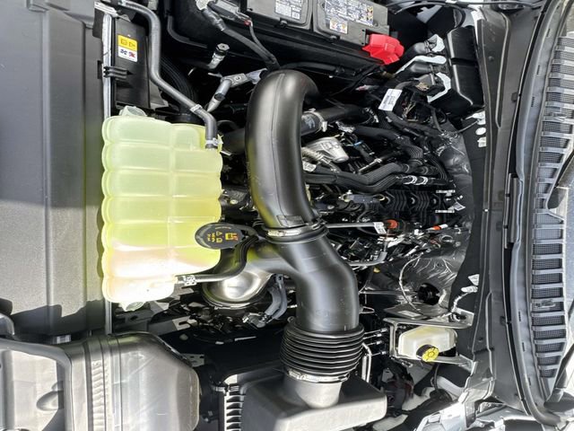 New 2026 Lincoln Navigator L Reserve AWD/4WD image 8