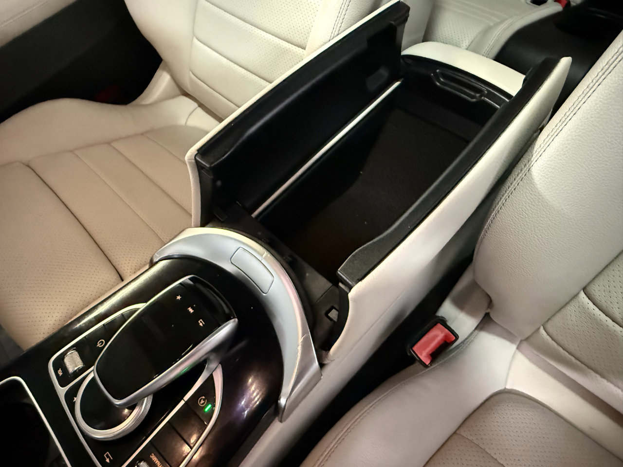 Used 2017 Mercedes-Benz C 300 4MATIC Coupe image 10