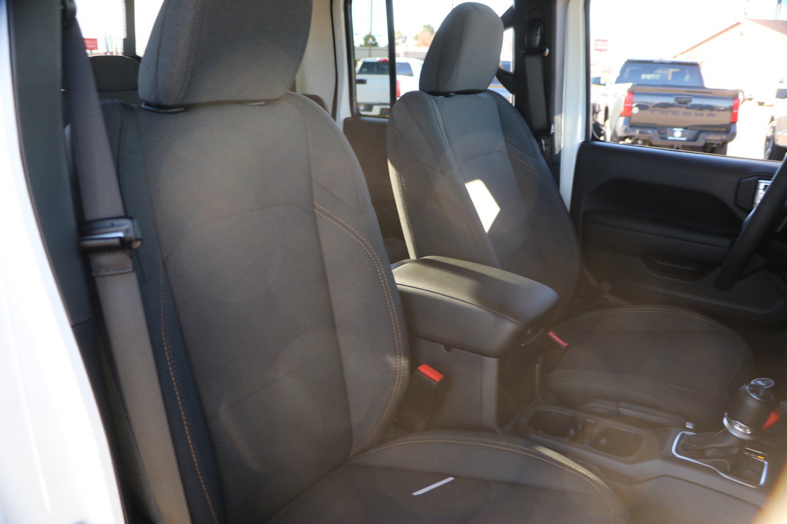 New 2026 Jeep Gladiator Mojave AWD/4WD image 31