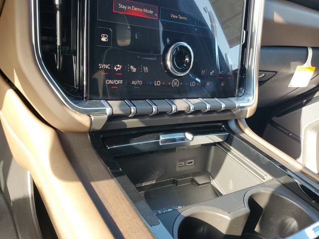 New 2026 GMC Yukon XL Denali Ultimate w/ LPO, Illumination Package AWD/4WD image 23
