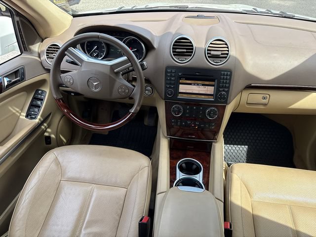 Used 2012 Mercedes-Benz GL 550 4MATIC image 20