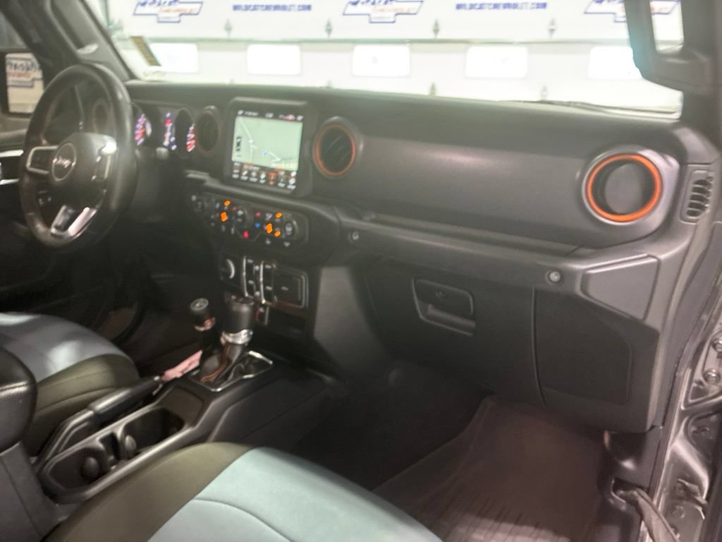 Used 2023 Jeep Gladiator Mojave AWD/4WD image 43