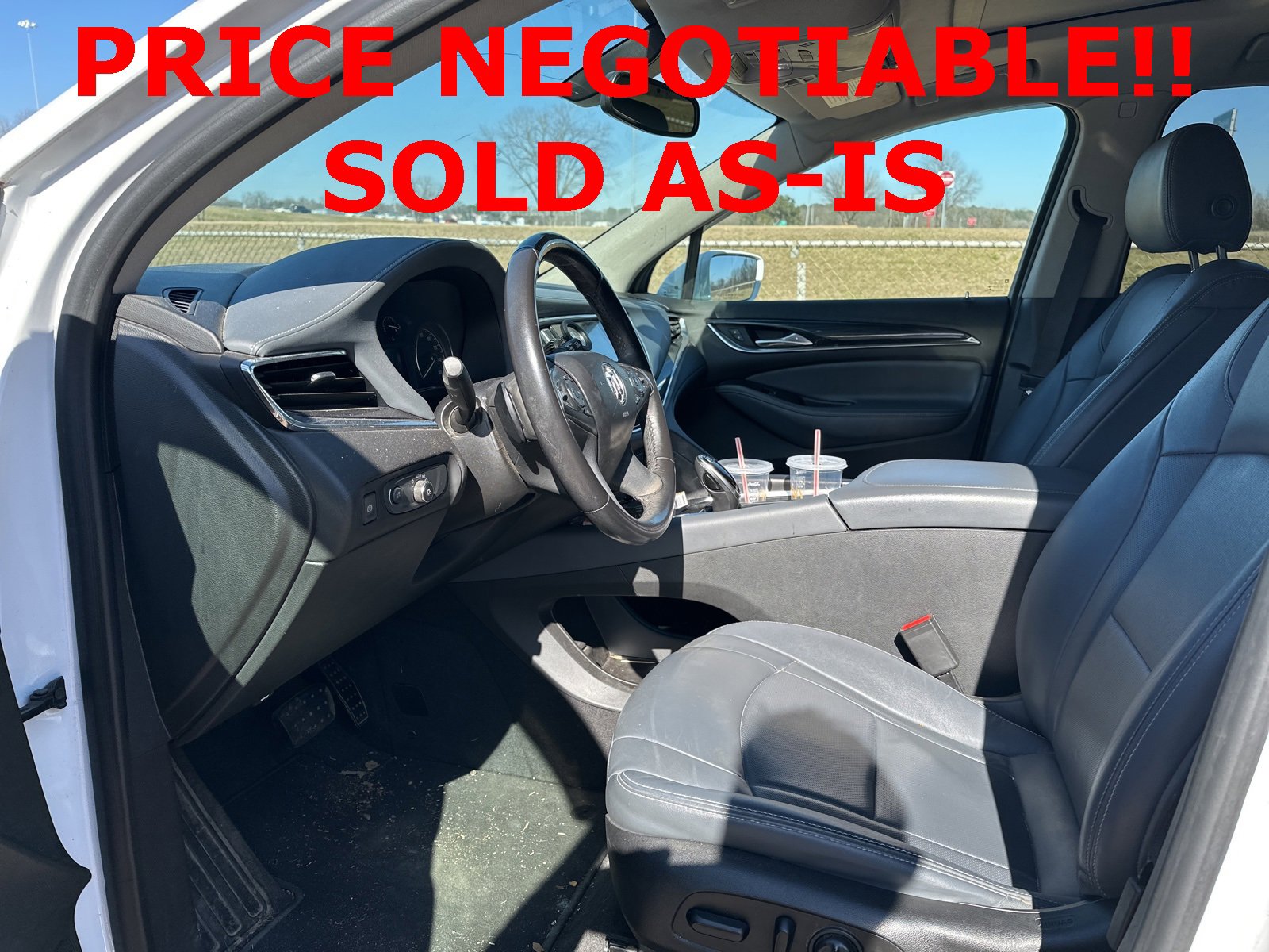 Used 2020 Buick Enclave Essence image 2