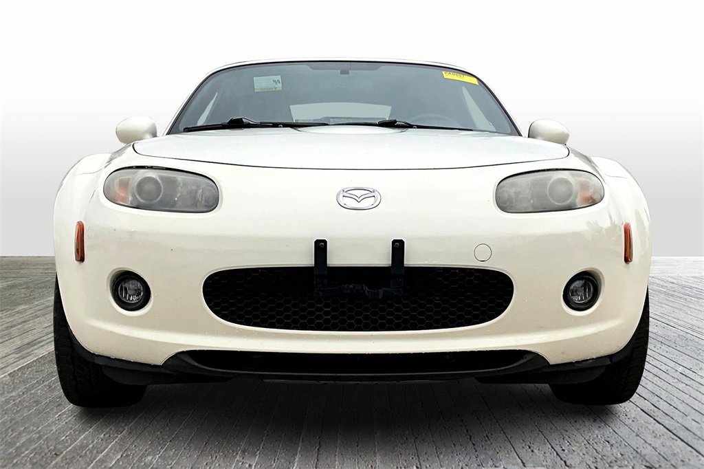 Used 2008 MAZDA MX-5 Miata Touring image 2