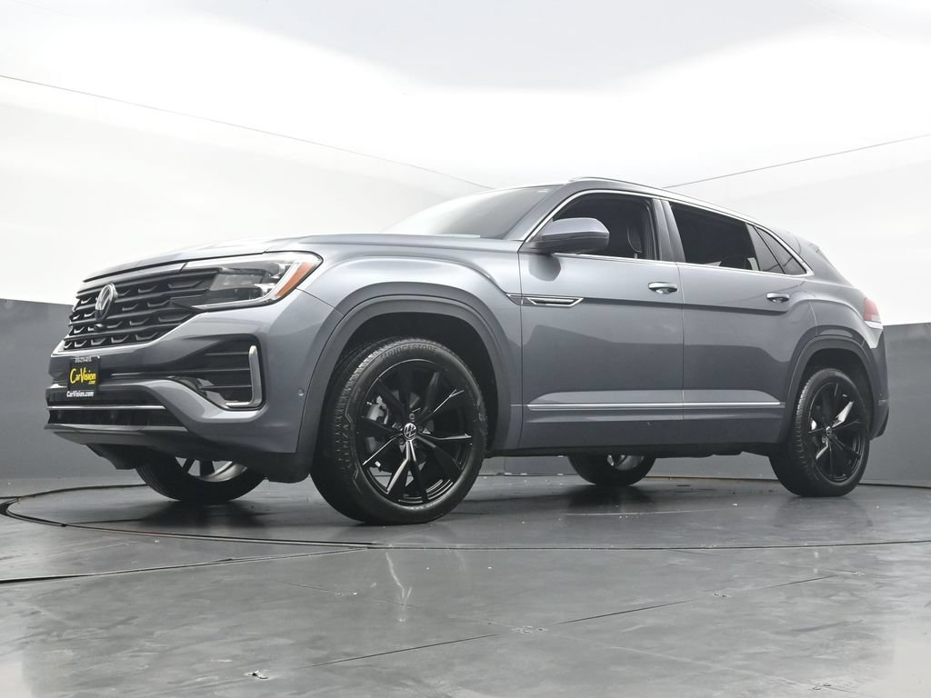 Used 2025 Volkswagen Atlas Cross Sport SEL Premium R-Line AWD/4WD image 49