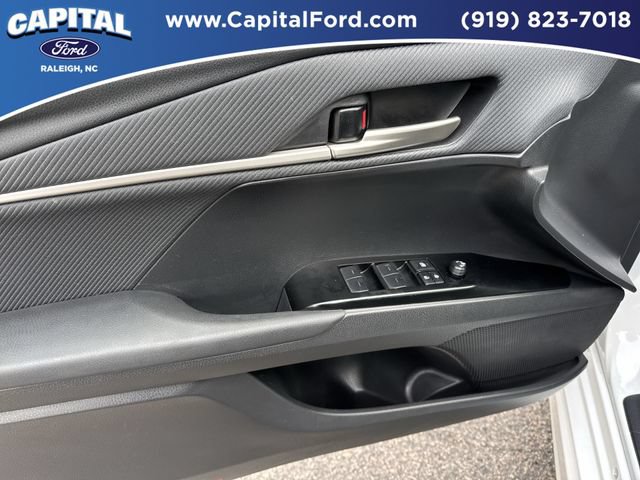 Used 2025 Toyota Camry SE w/ Convenience Package FWD image 20