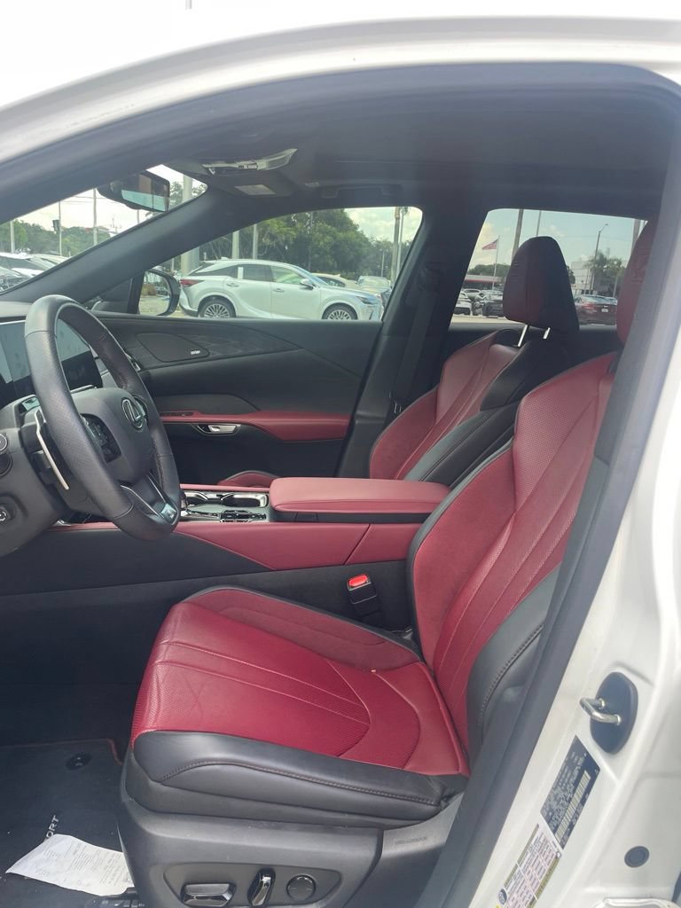 Used 2024 Lexus RX 500h F Sport w/ Convenience Package AWD/4WD image 4