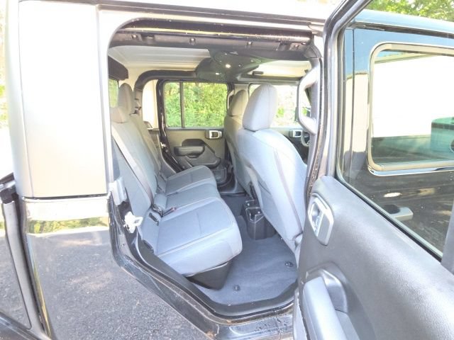Used 2025 Jeep Gladiator Sport AWD/4WD image 25