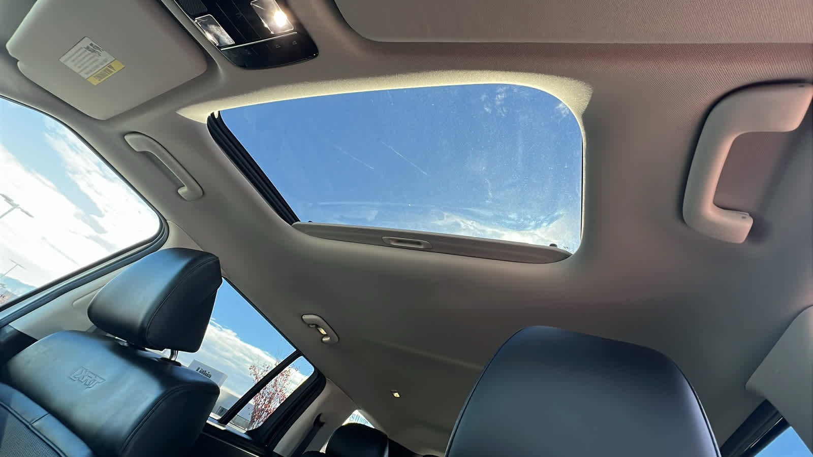 Used 2024 Hyundai Santa Fe XRT image 31