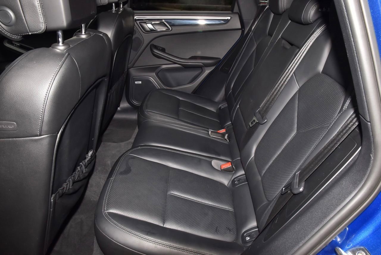Used 2020 Porsche Macan AWD/4WD image 14