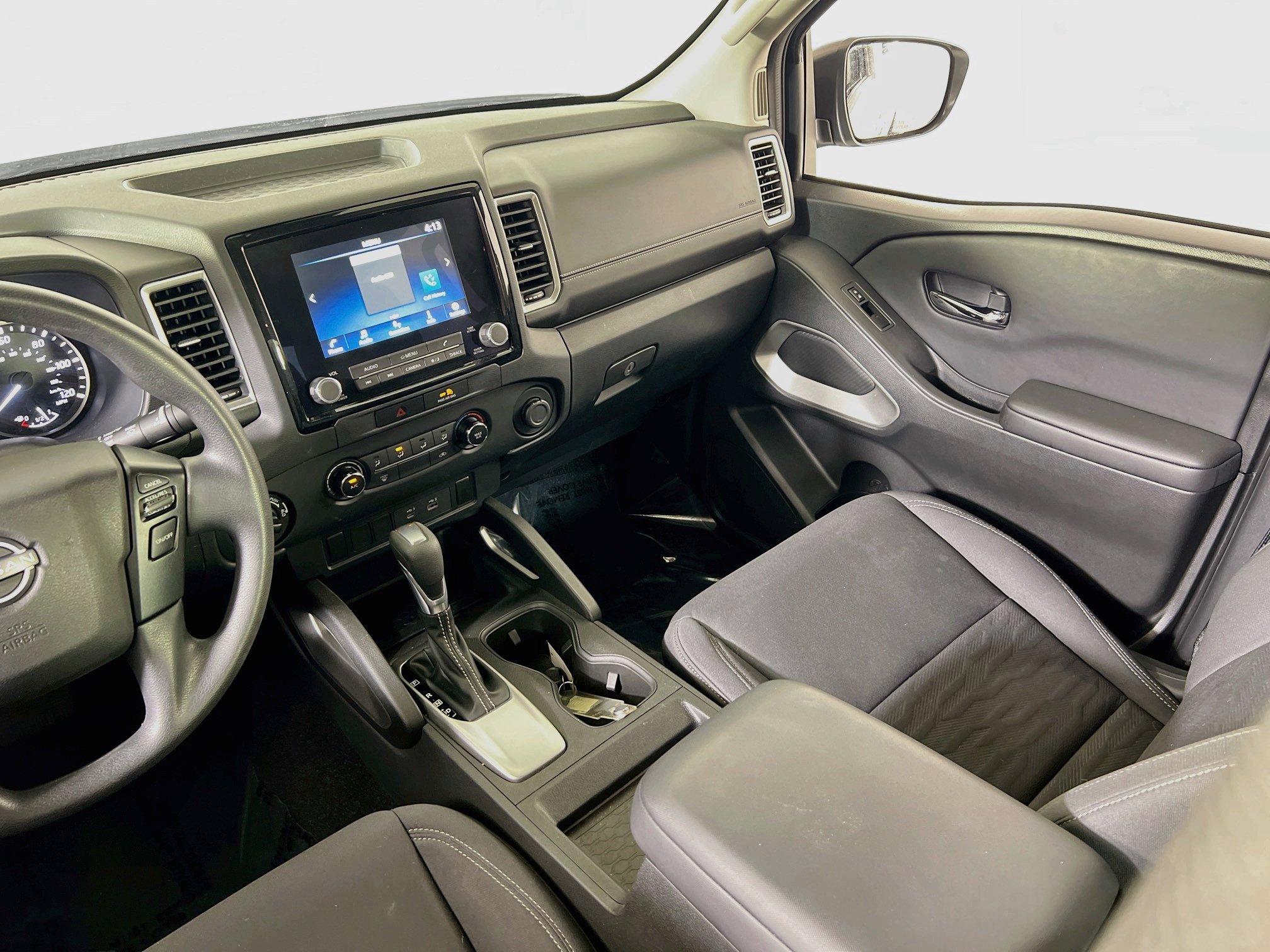 Used 2022 Nissan Frontier SV AWD/4WD image 21