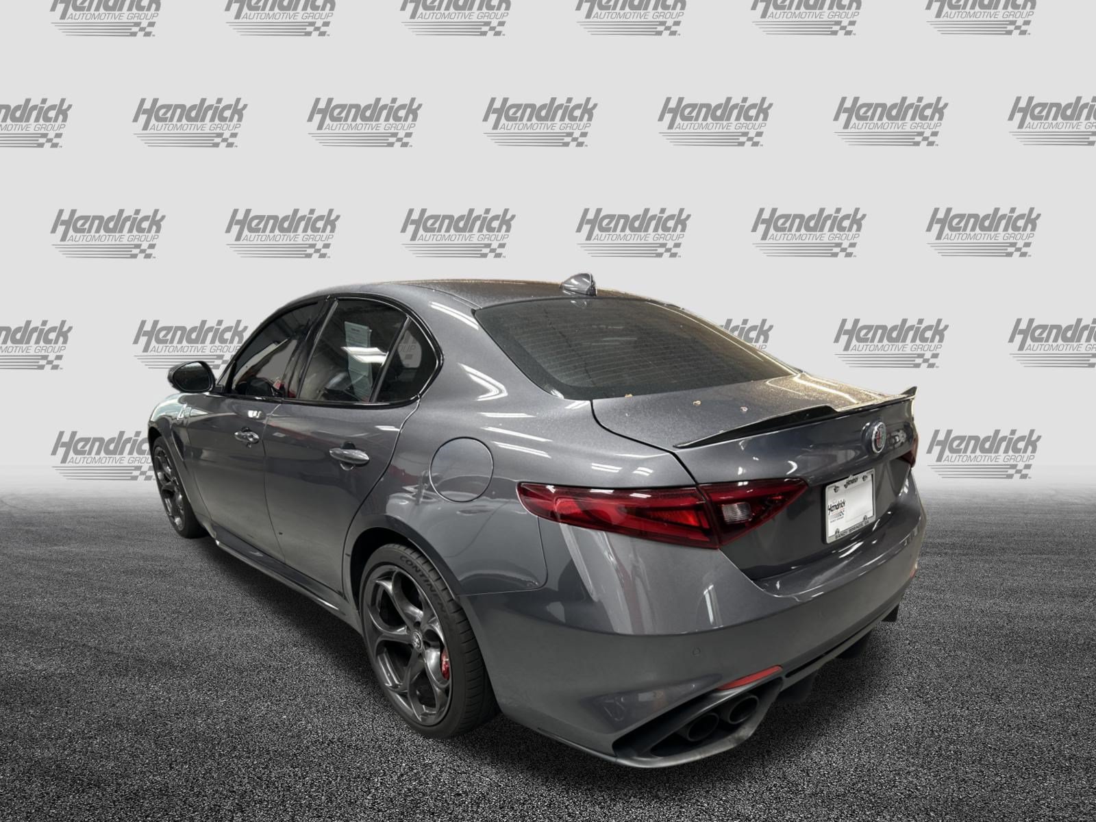 Used 2018 Alfa Romeo Giulia Quadrifoglio w/ Driver Assist Dynamic Package RWD image 6