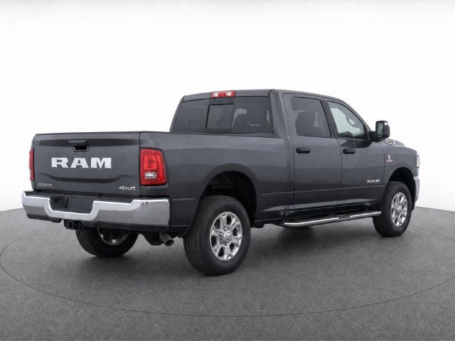 Used 2026 RAM 2500 Big Horn AWD/4WD image 3