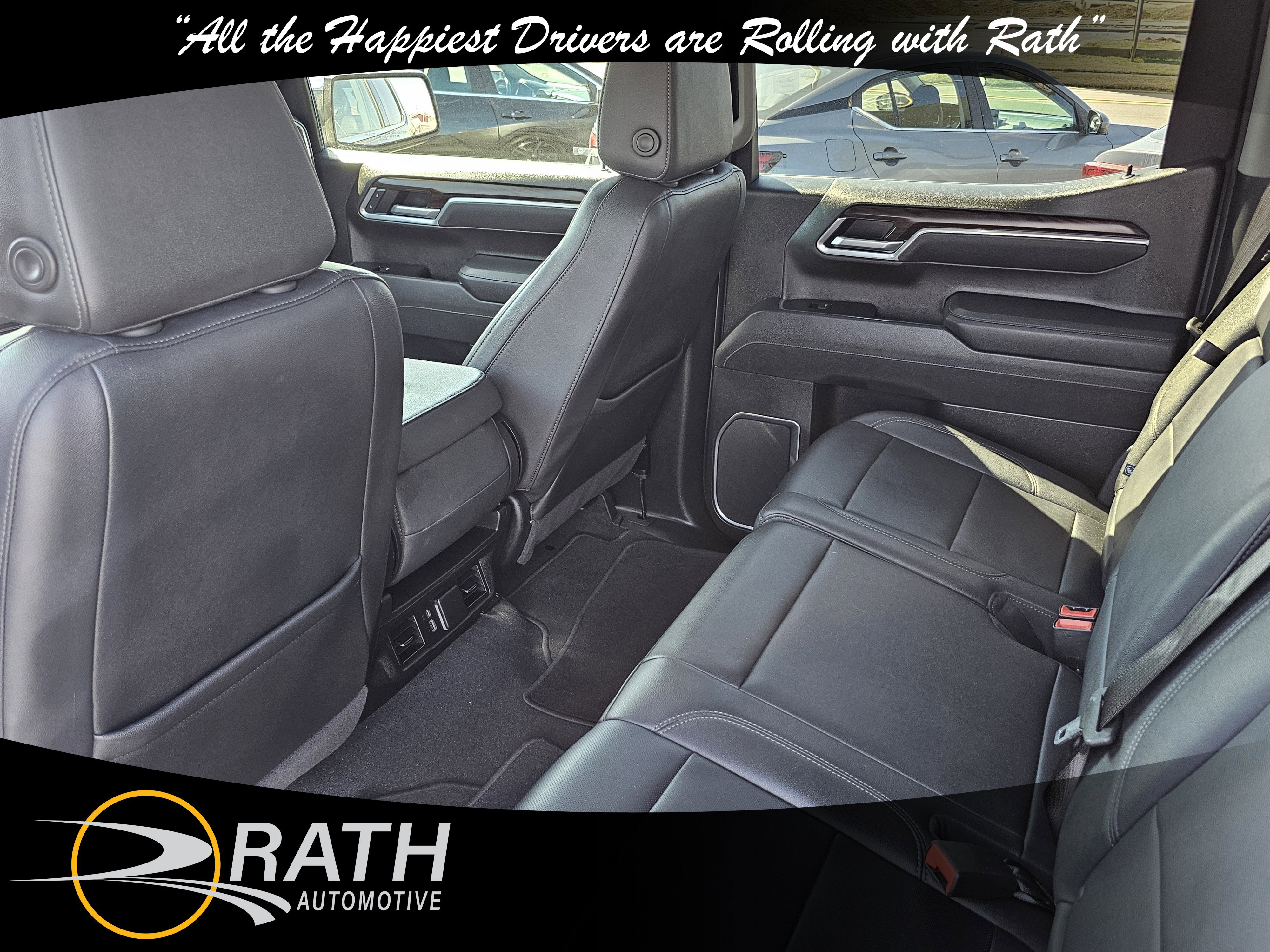 Used 2025 GMC Sierra 1500 SLT AWD/4WD image 17