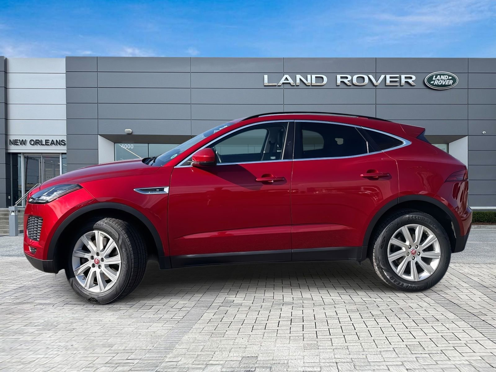 Used 2019 Jaguar E-PACE S image 2