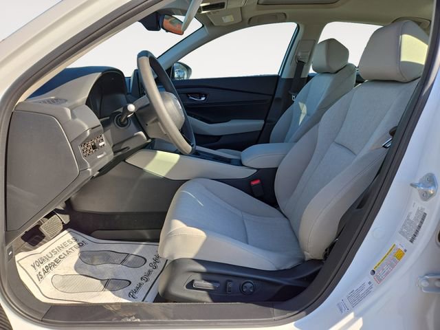 New 2025 Honda Accord SE image 2