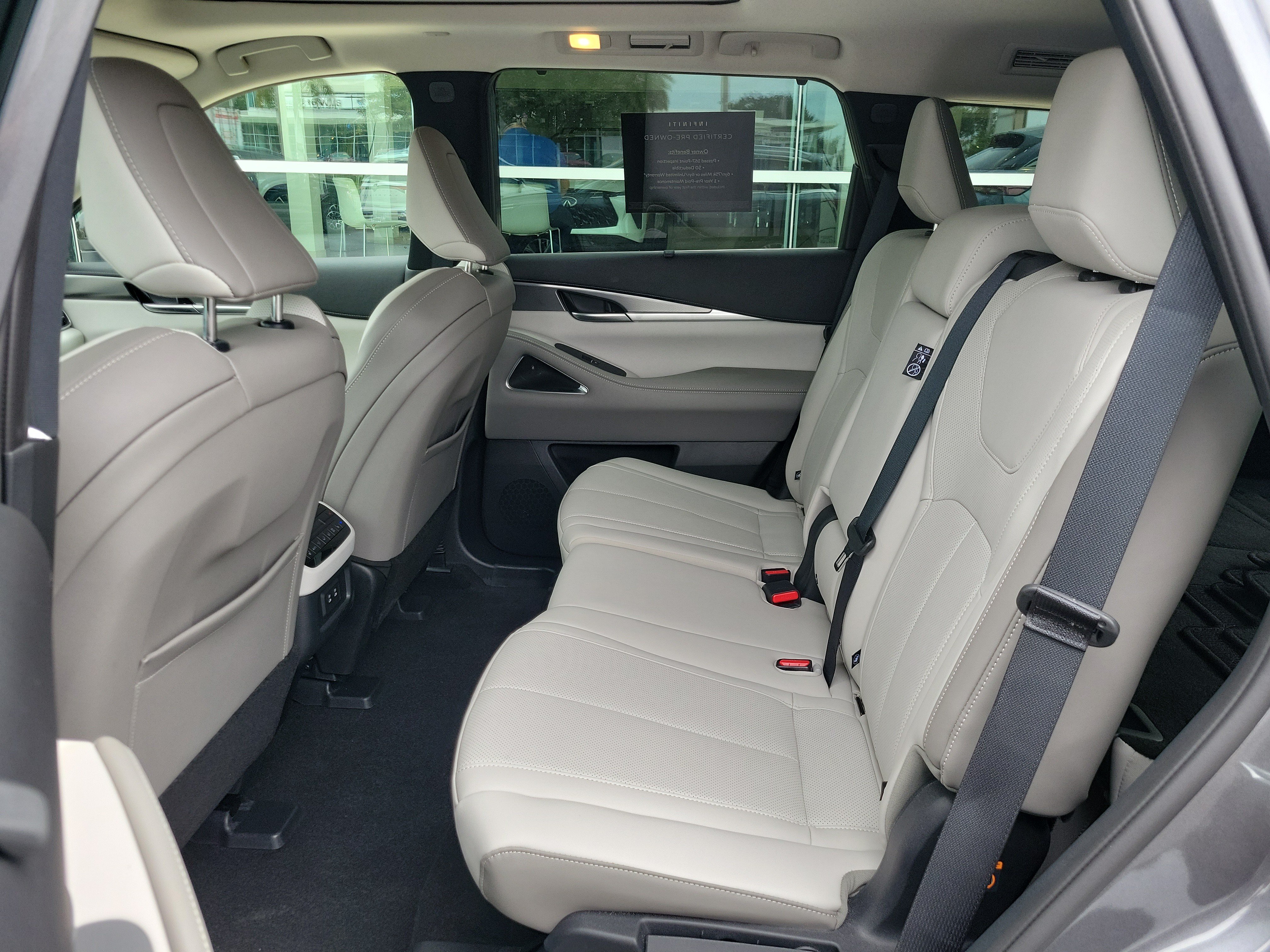 Certified 2026 INFINITI QX60 Luxe w/ Cargo Package FWD image 16