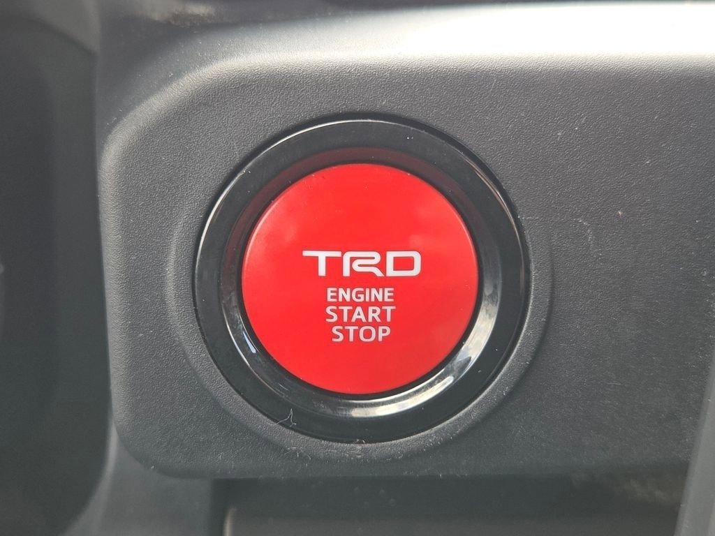 Used 2024 Toyota Tacoma TRD Off-Road AWD/4WD image 36