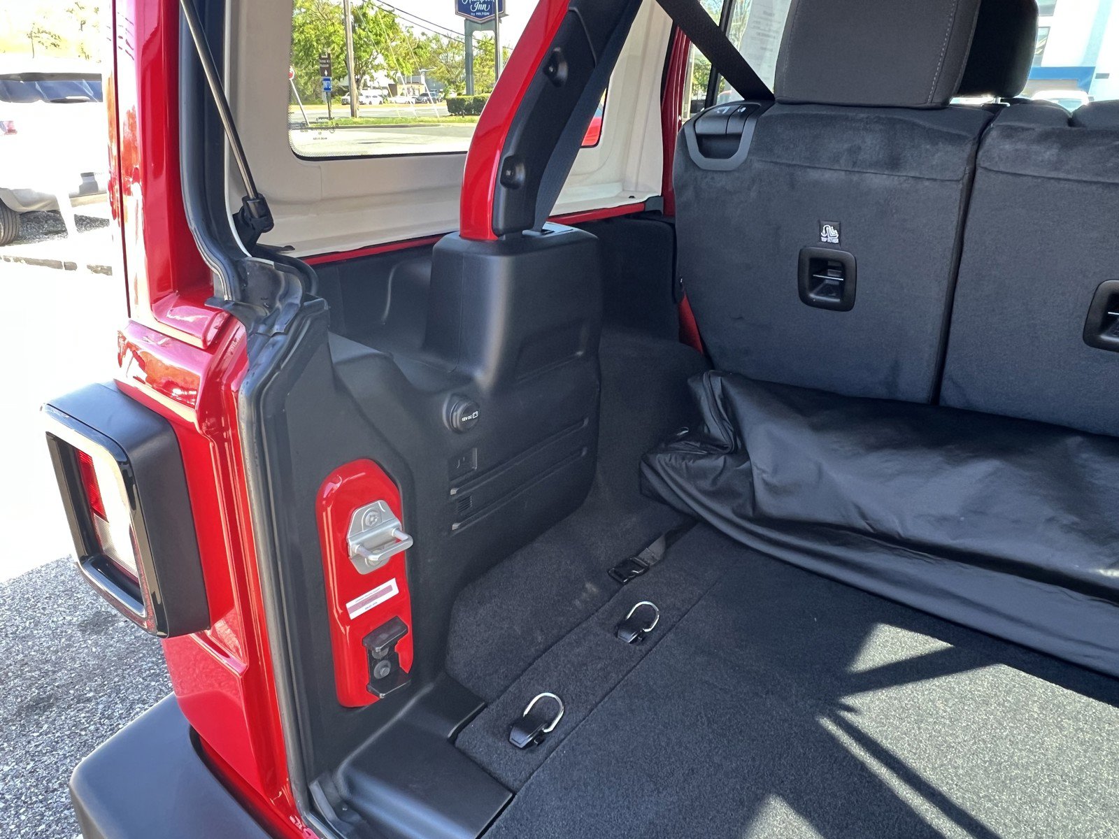 Used 2023 Jeep Wrangler Sport S w/ Sun And Sound Package image 10