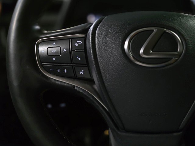 Used 2019 Lexus UX 250h w/ Premium Package image 19