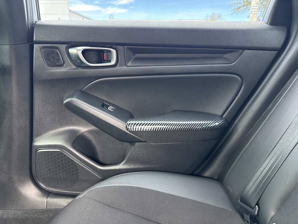 Used 2023 Honda Civic Sport image 17