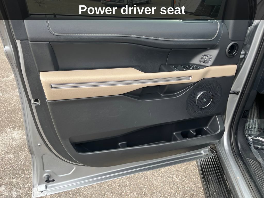 Used 2024 Ford Expedition Limited image 22