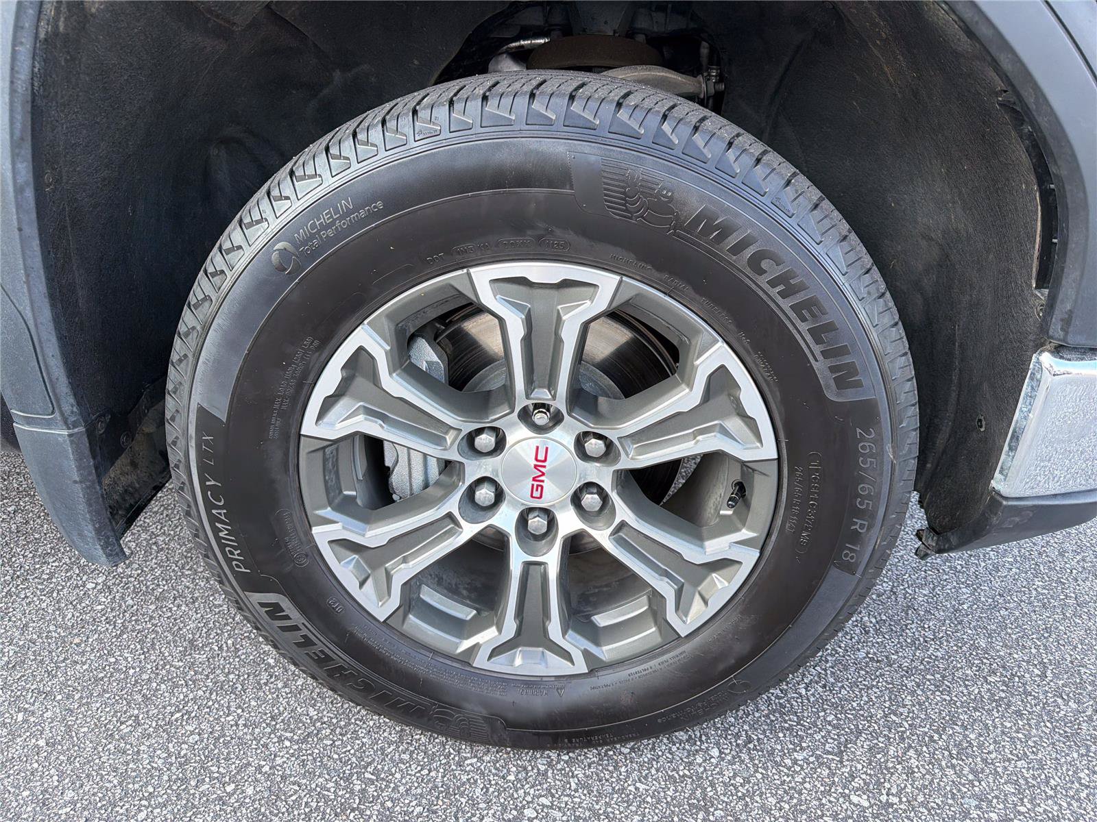Used 2025 GMC Sierra 1500 SLT AWD/4WD image 11